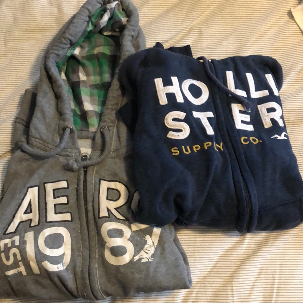 Zip up sweater bundle